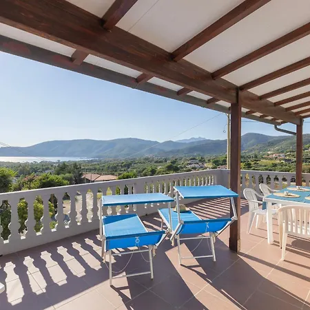 Casa Teo By Elbasummer * Lacona